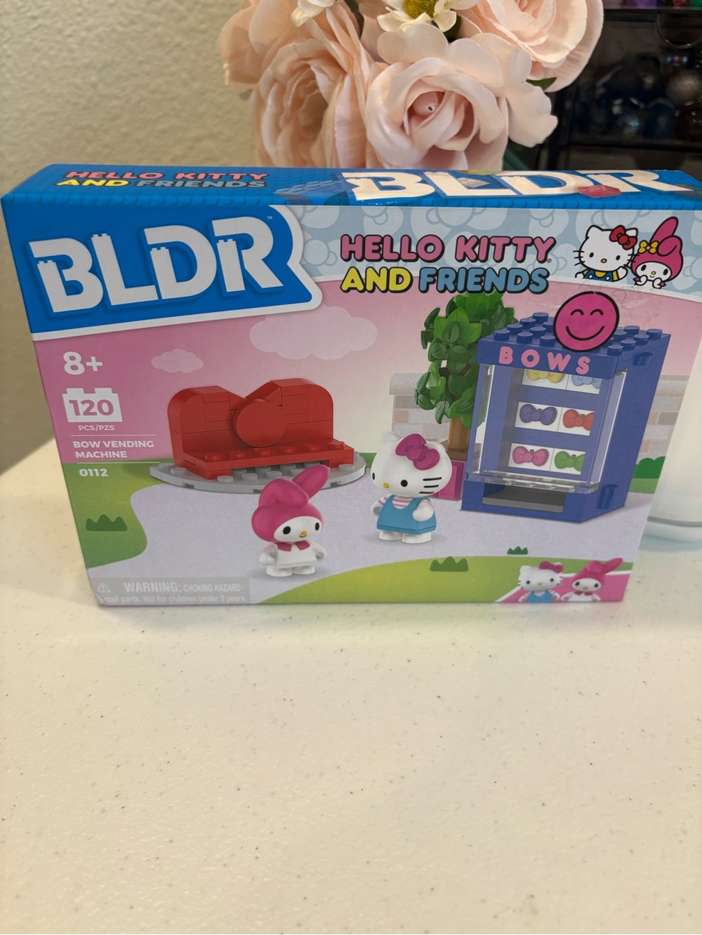 🎀 BLDR Hello Kitty and Friends Bow Vending Machine Set New 🎀